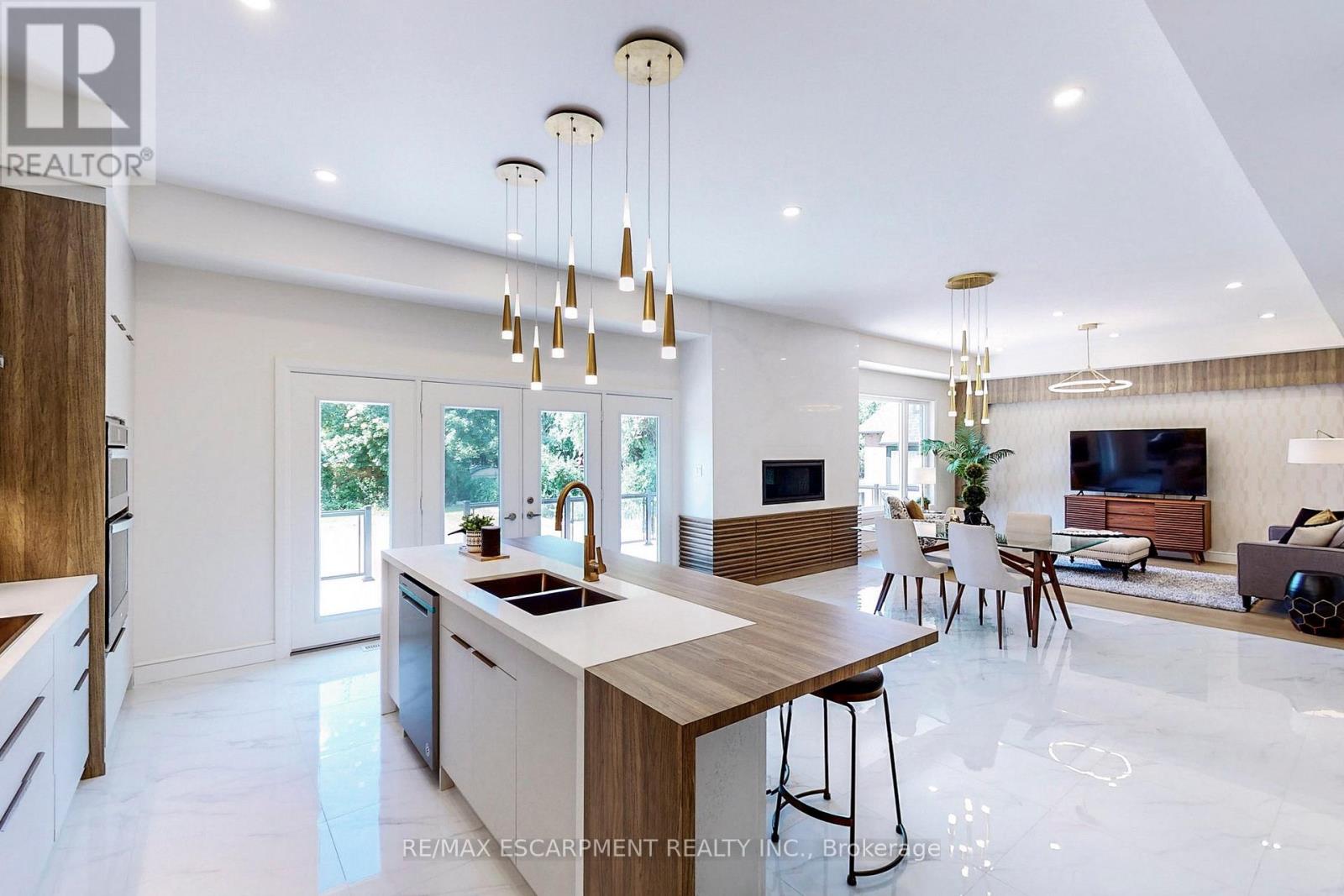 49 Roselawn Avenue, Hamilton, Ontario  L9G 2H9 - Photo 9 - X12963398