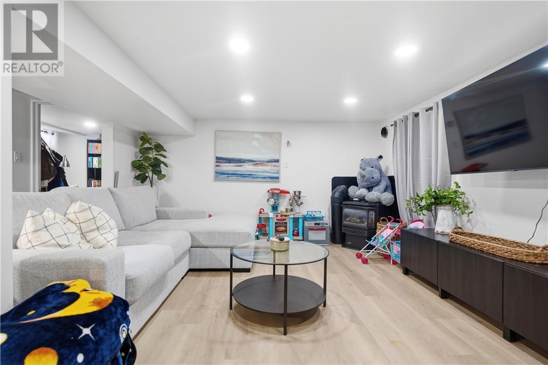 111 Kingsmount Boulevard, Sudbury, Ontario  P3E 1K8 - Photo 15 - 2127016