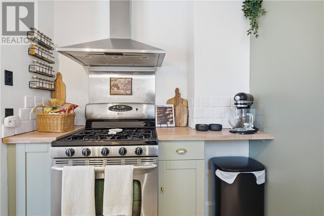 111 Kingsmount Boulevard, Sudbury, Ontario  P3E 1K8 - Photo 4 - 2127016