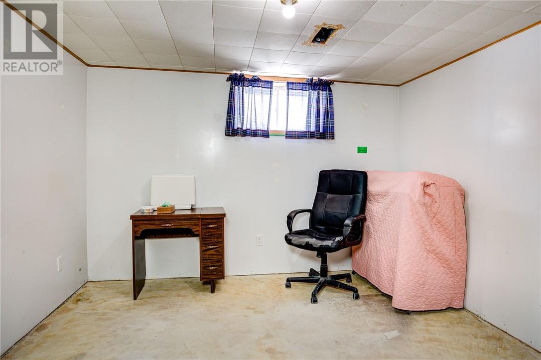 77 Third Avenue, Lively, Ontario  P3Y 1M2 - Photo 17 - 2126993