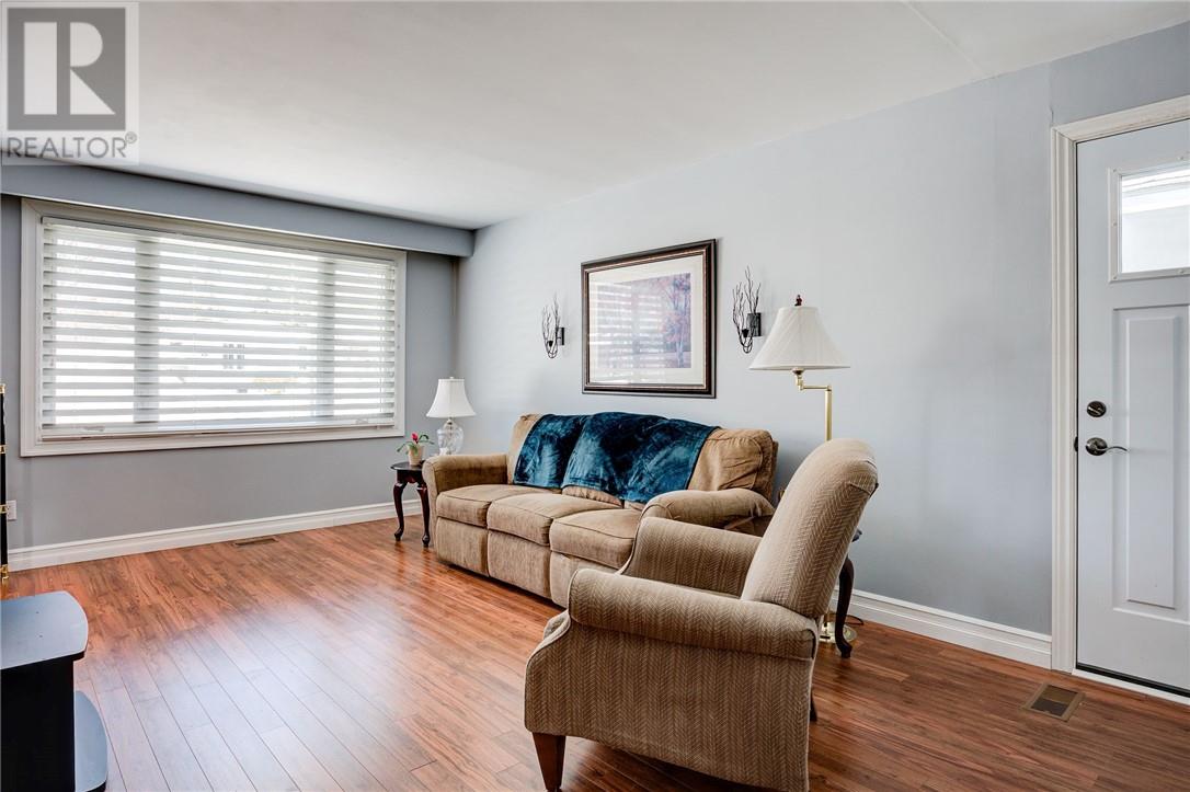 77 Third Avenue, Lively, Ontario  P3Y 1M2 - Photo 5 - 2126993