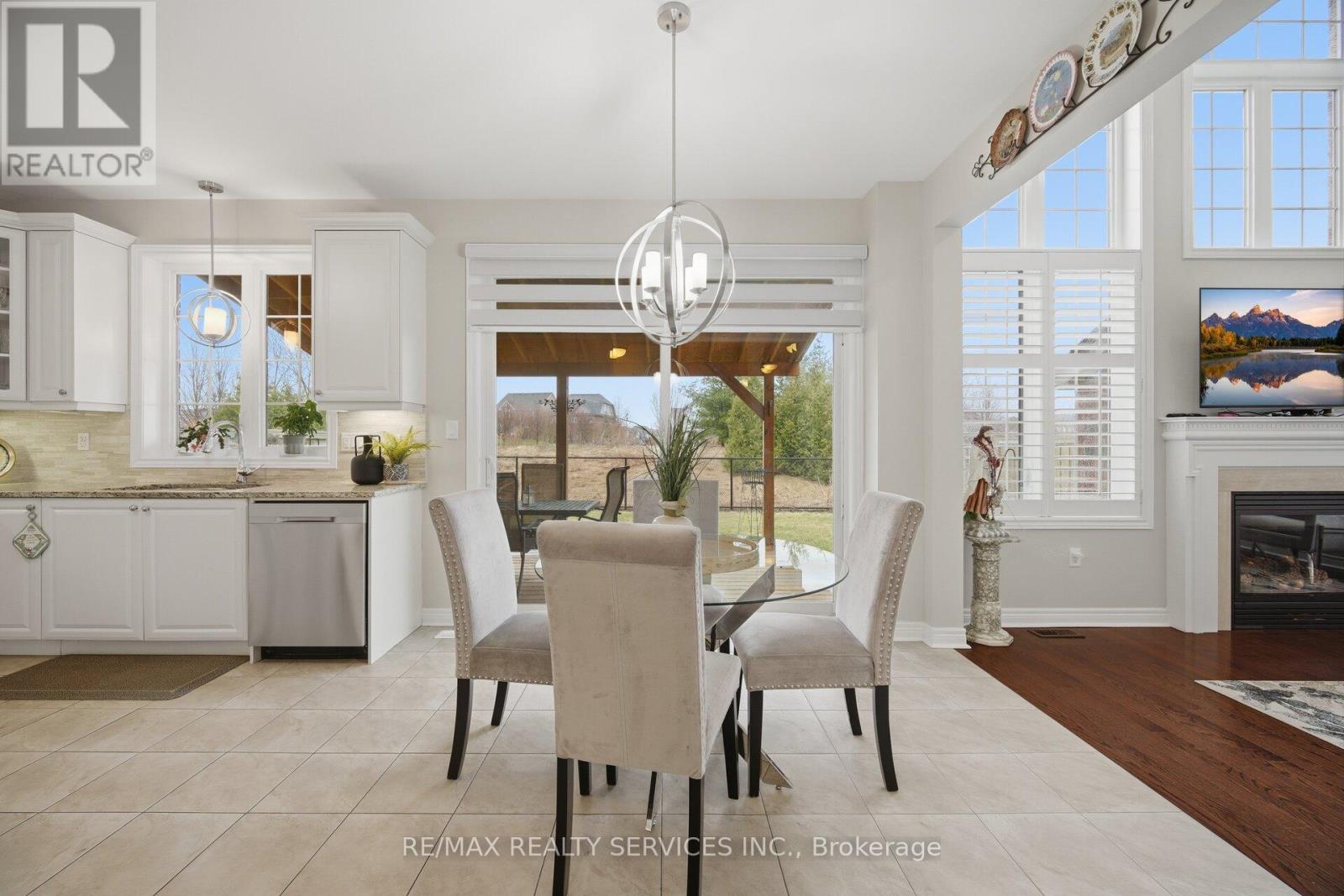 23 Twistleton Street, Caledon, Ontario  L7C 3V9 - Photo 20 - W12956728