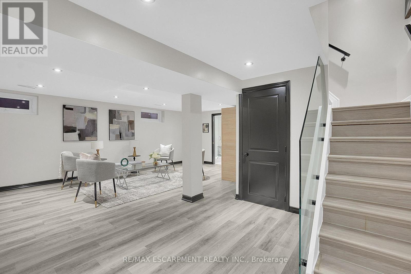 1915 Delaney Drive, Mississauga, Ontario  L5J 3L1 - Photo 30 - W12957348