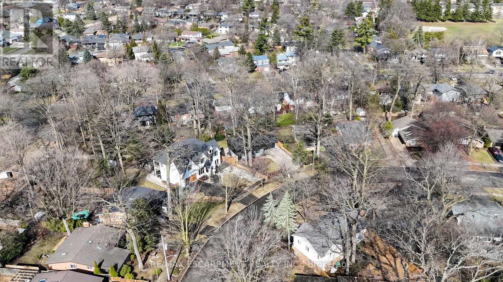 1915 Delaney Drive, Mississauga, Ontario  L5J 3L1 - Photo 41 - W12957348