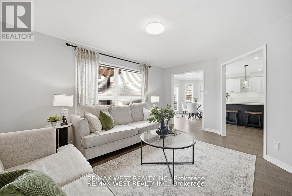 5 Smith Street, New Tecumseth, Ontario  L9R 1Z8 - Photo 11 - N12931740