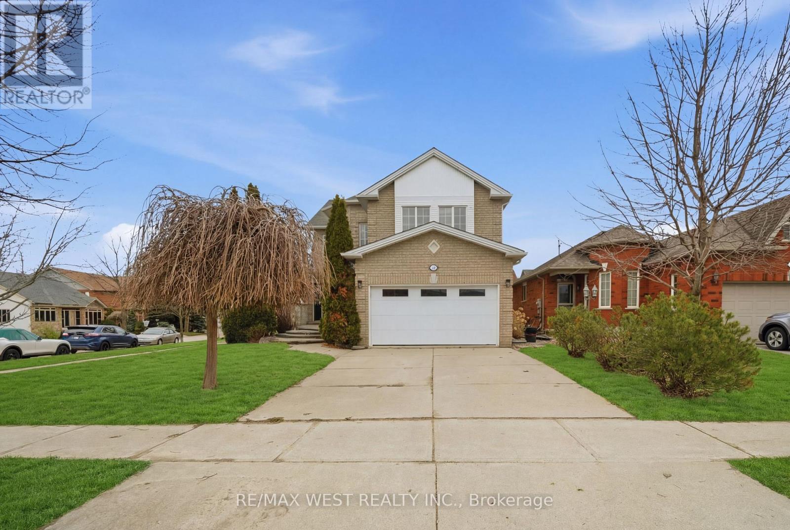 5 Smith Street, New Tecumseth, Ontario  L9R 1Z8 - Photo 3 - N12931740