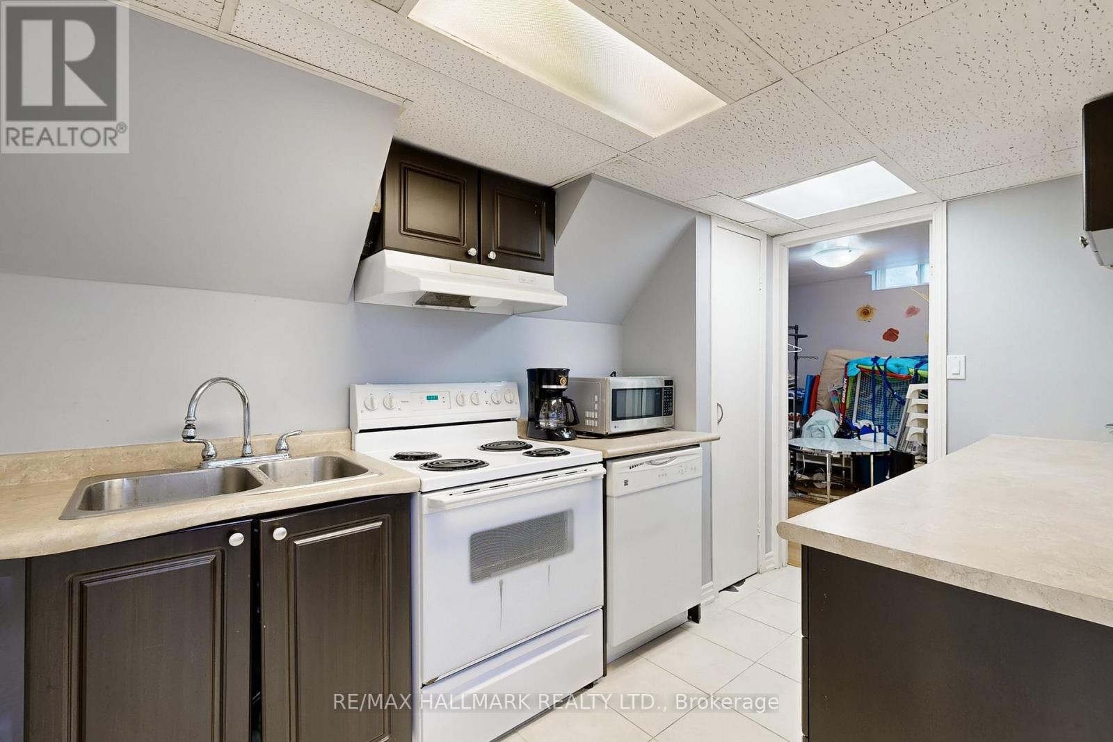 87 Autumn Way, Aurora, Ontario  L4G 4P7 - Photo 40 - N12962574