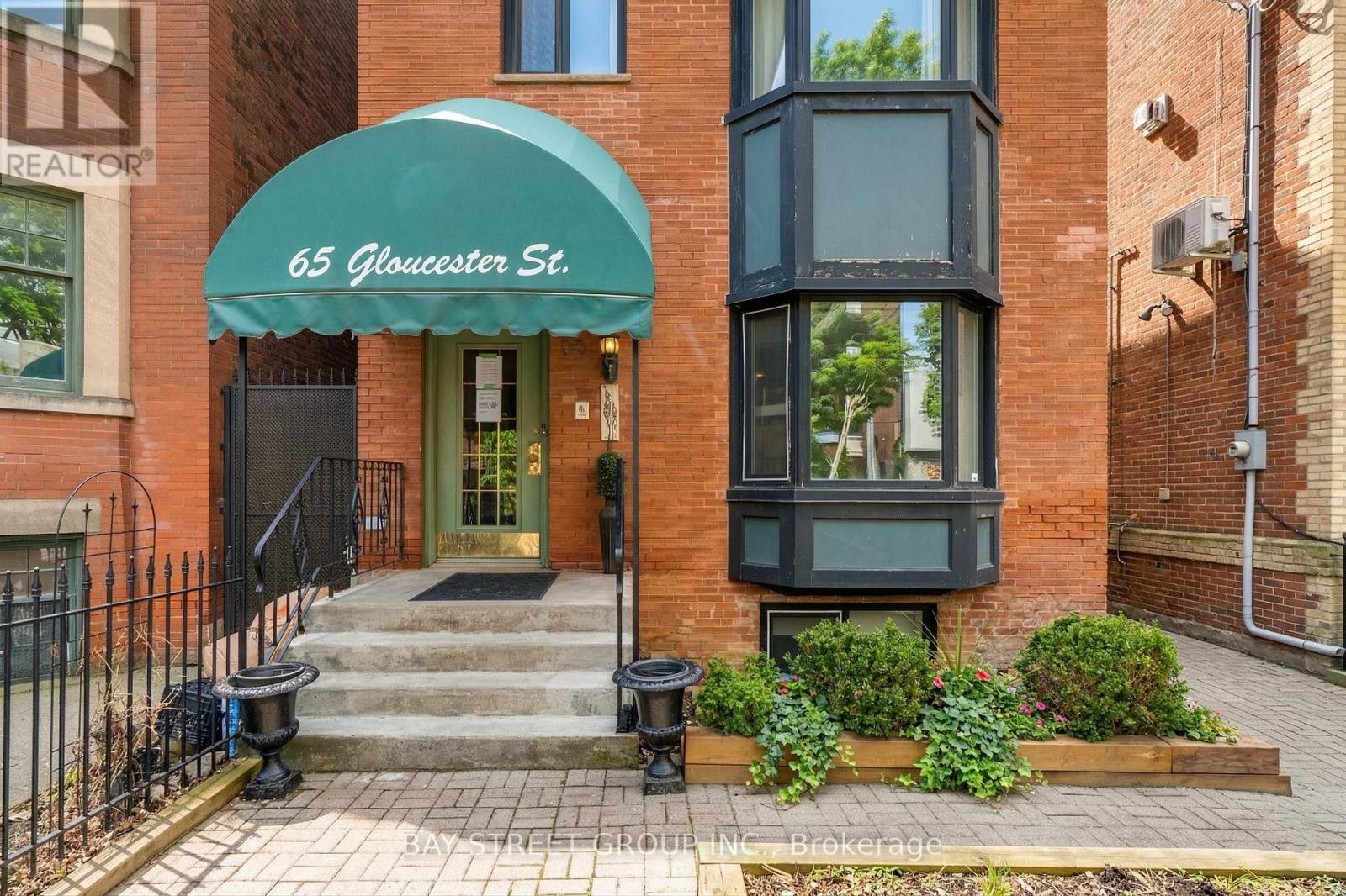 4 - 65 Gloucester Street, Toronto, Ontario  M4Y 1L8 - Photo 6 - C12906522