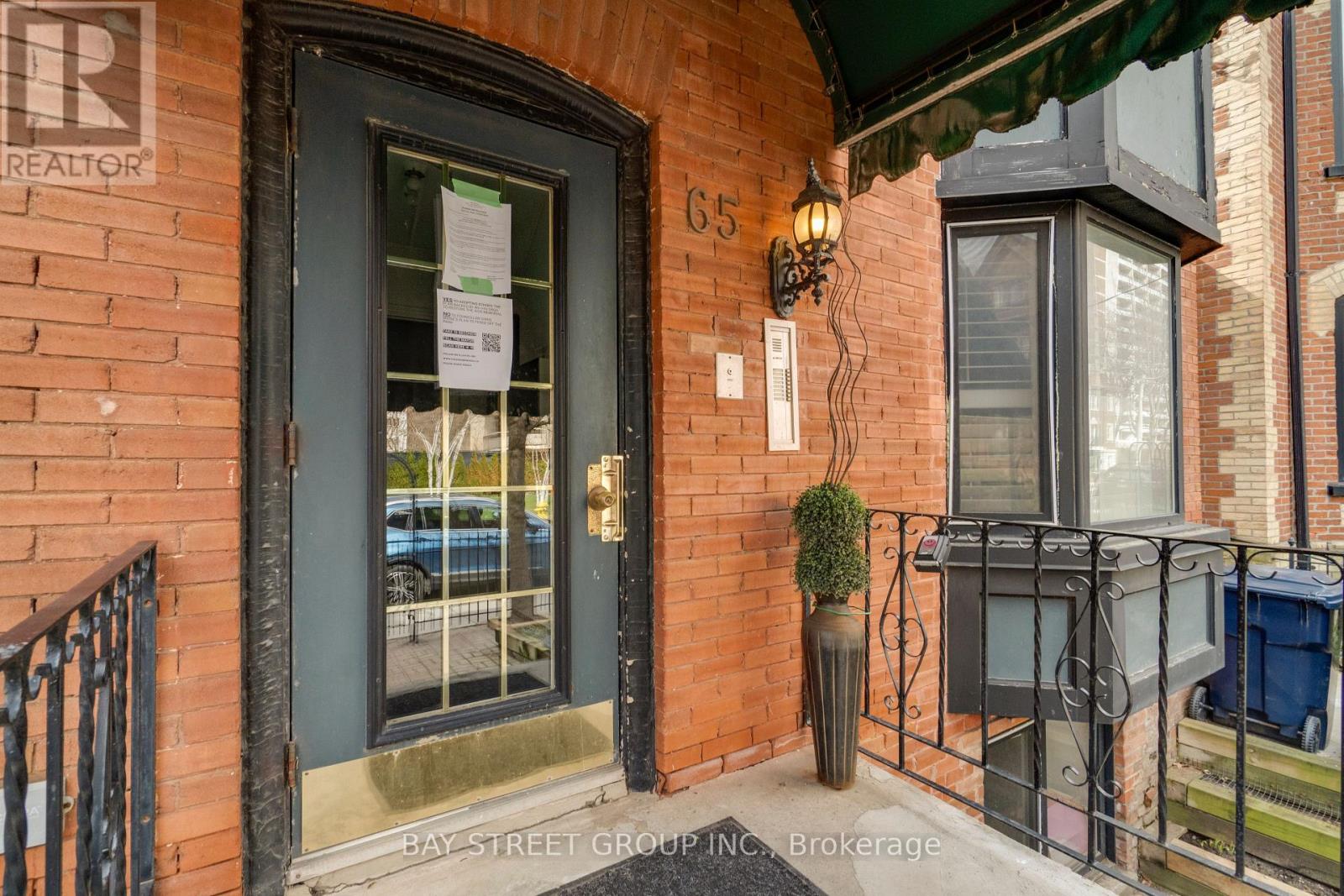 4 - 65 Gloucester Street, Toronto, Ontario  M4Y 1L8 - Photo 7 - C12906522