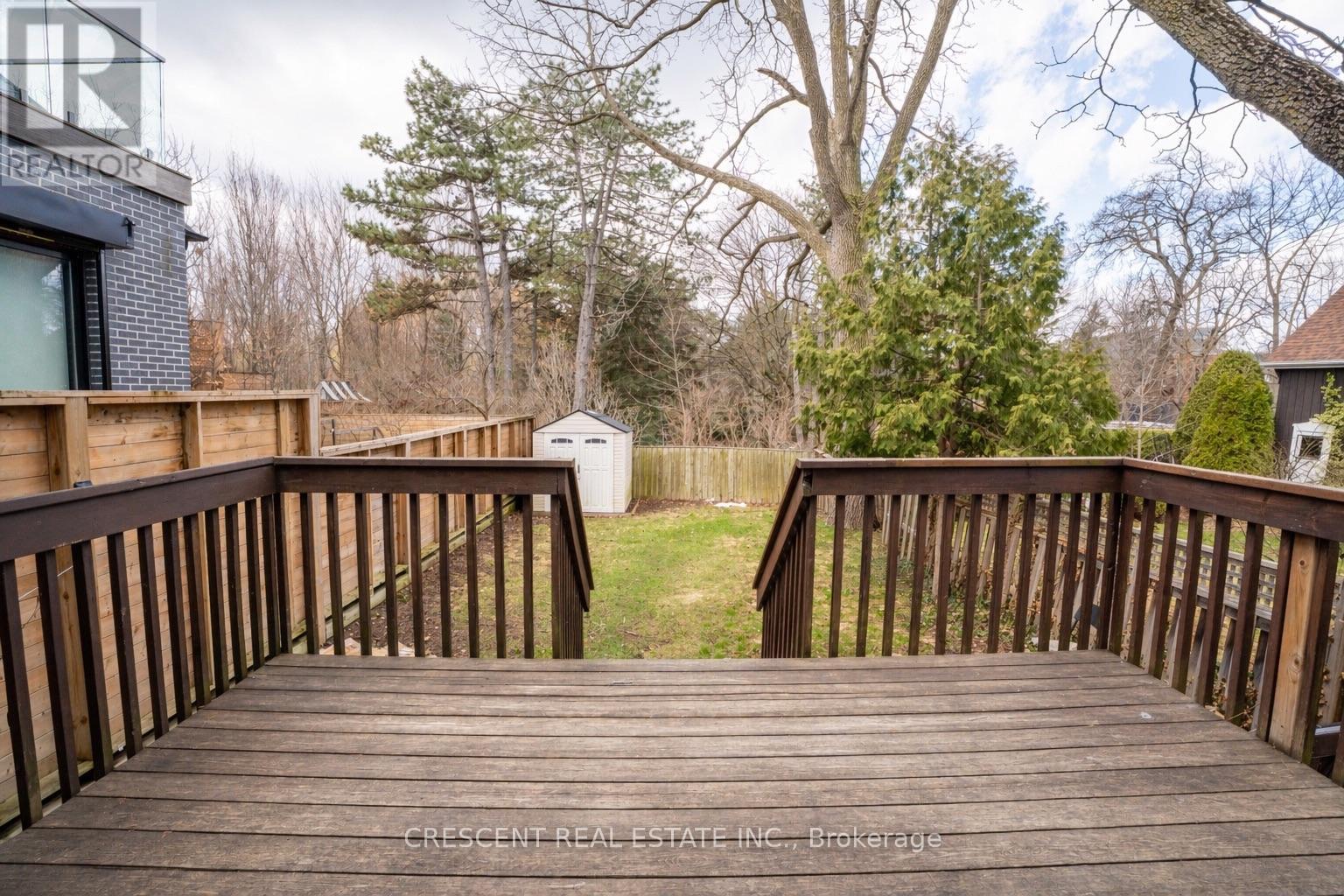 520 Prince Edward Drive N, Toronto, Ontario  M8X 2M5 - Photo 43 - W12962378