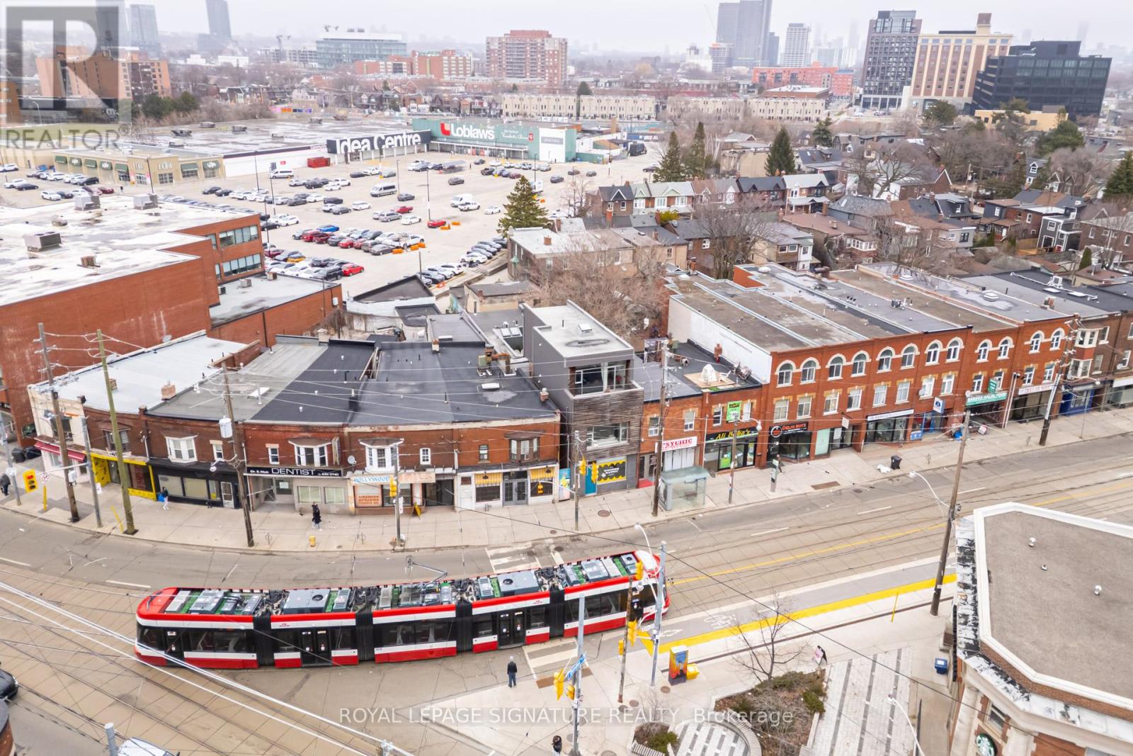 2243 Dundas Street W, Toronto, Ontario  M6R 1X6 - Photo 21 - W12961932