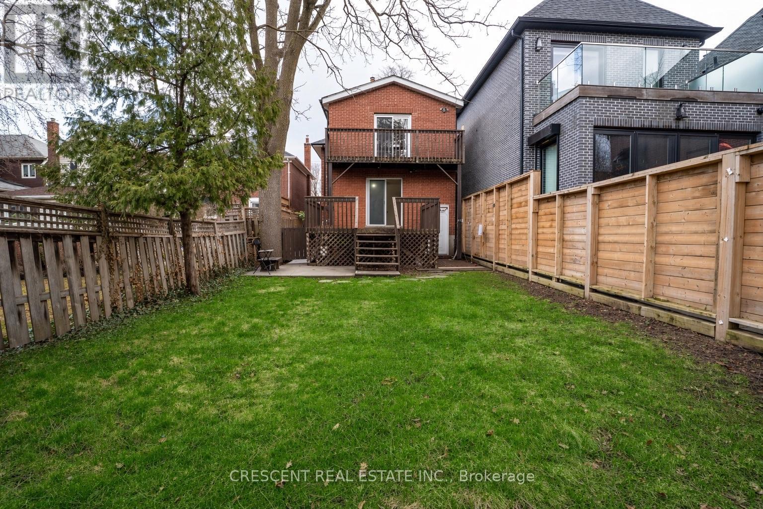 520 Prince Edward Drive N, Toronto, Ontario  M8X 2M5 - Photo 44 - W12962378