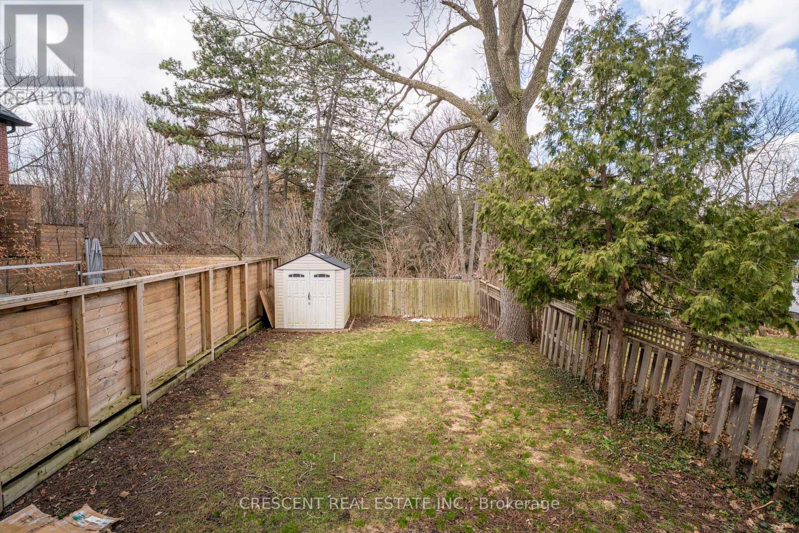 520 Prince Edward Drive N, Toronto, Ontario  M8X 2M5 - Photo 42 - W12962378