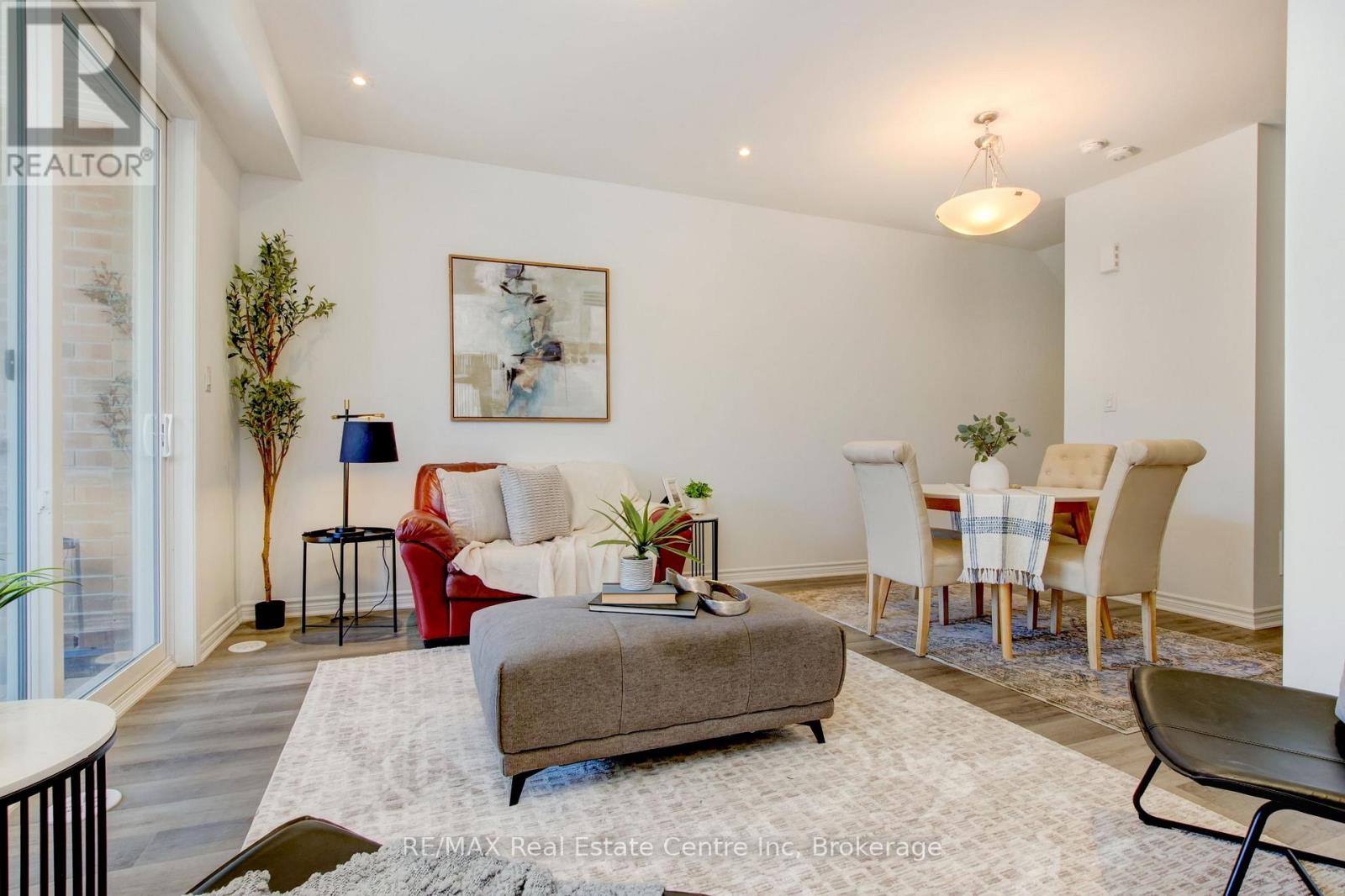 1701 Dance Court, Milton, Ontario  L9E 2A3 - Photo 11 - W12963594