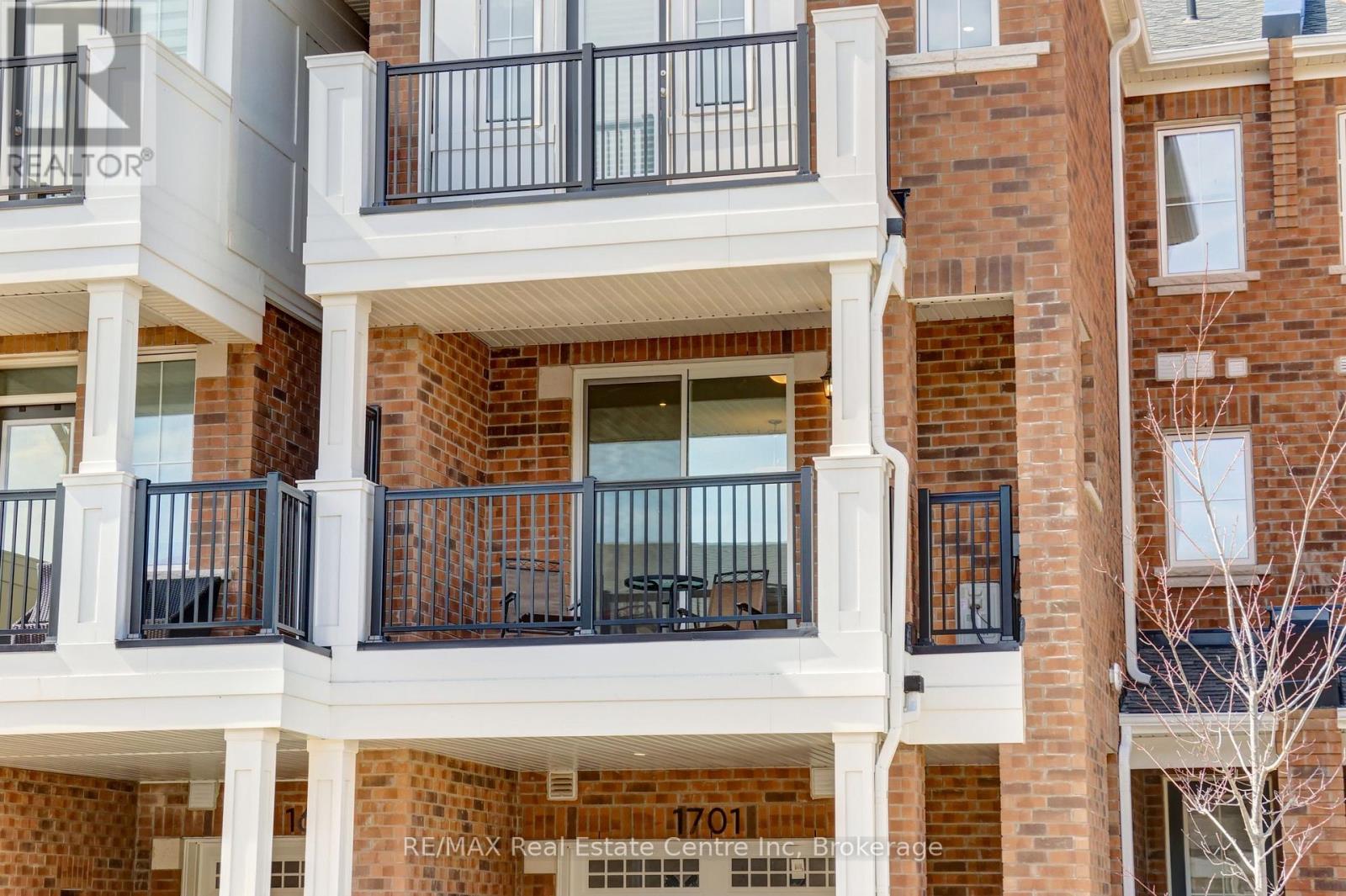 1701 Dance Court, Milton, Ontario  L9E 2A3 - Photo 14 - W12963594