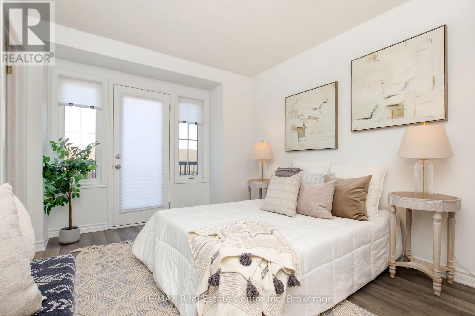 1701 Dance Court, Milton, Ontario  L9E 2A3 - Photo 23 - W12963594