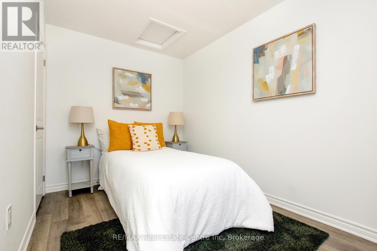 1701 Dance Court, Milton, Ontario  L9E 2A3 - Photo 31 - W12963594