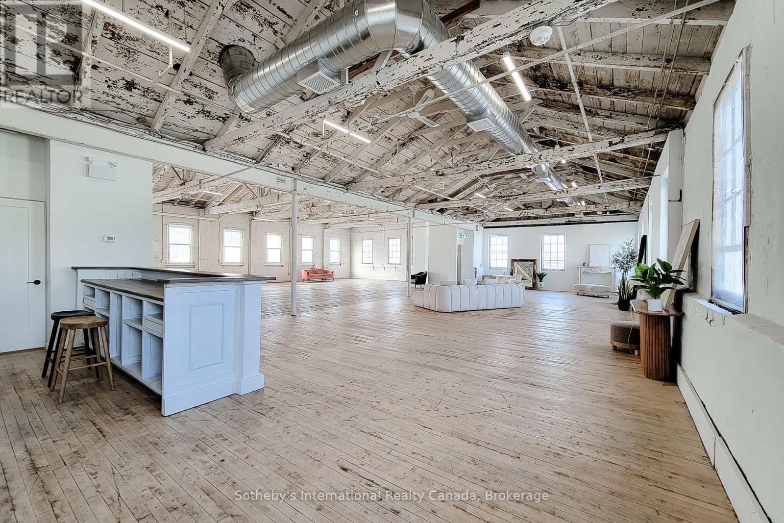 404 - 64 Hatt Street, Hamilton, Ontario  L9H 7T6 - Photo 21 - X12963830