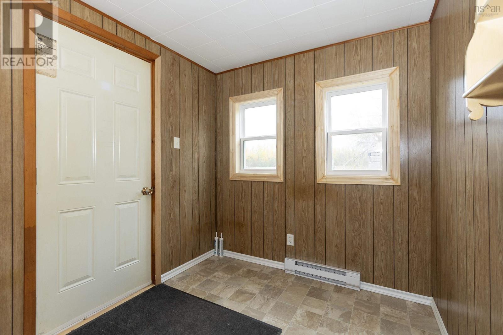 44 Anson Avenue, Amherst, Nova Scotia  B4H 4K7 - Photo 3 - 202526171