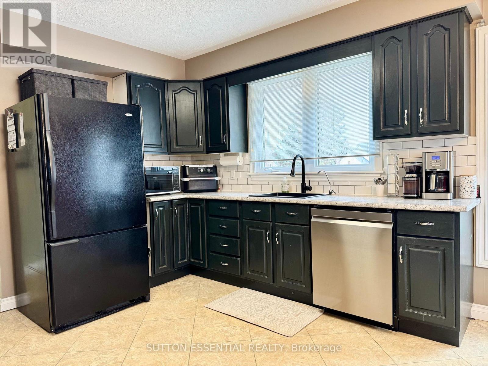 3 Prince Street, Athens, Ontario  K0E 1B0 - Photo 5 - X12963934