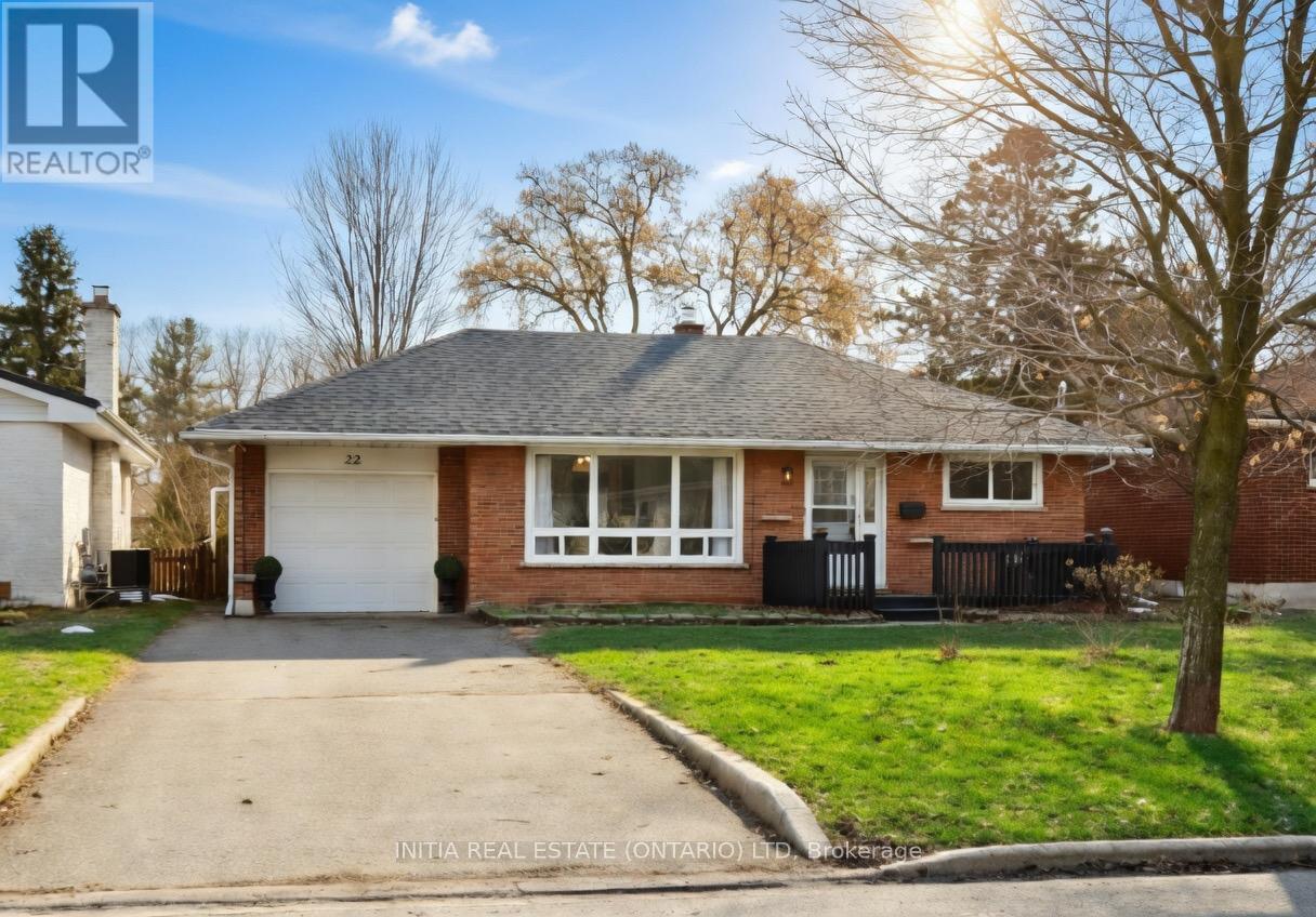 22 QUEENSTON CRESCENT, London East, Ontario