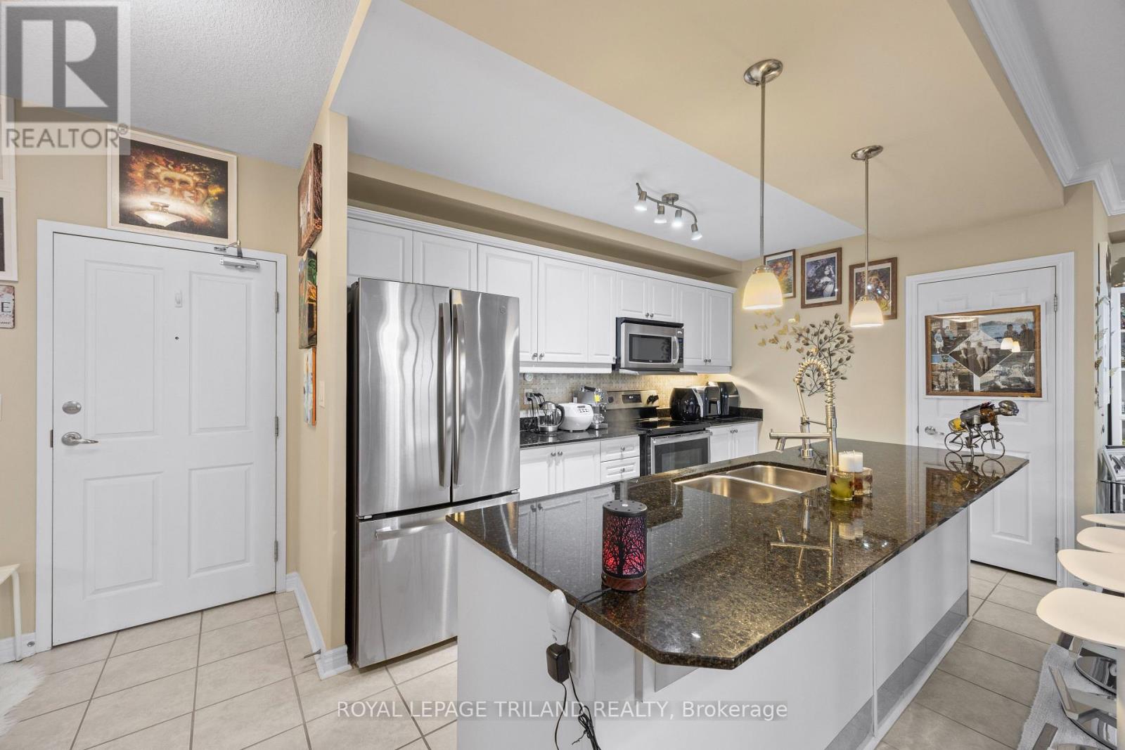 605 - 1030 Coronation Drive, London North, Ontario  N6G 0G5 - Photo 6 - X12942752