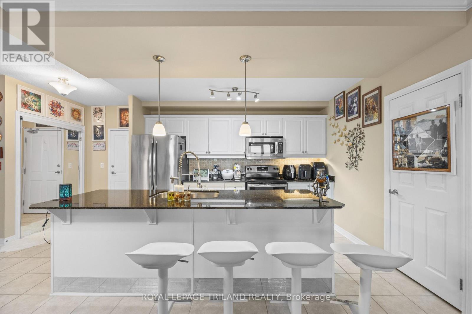 605 - 1030 Coronation Drive, London North, Ontario  N6G 0G5 - Photo 7 - X12942752