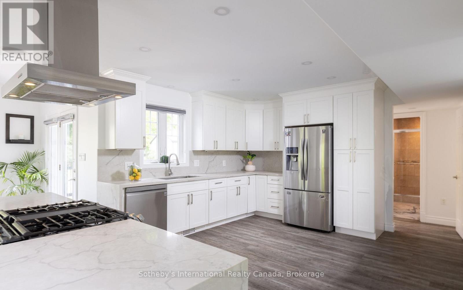 129 Bass Line, Oro-Medonte, Ontario  L3V 0J9 - Photo 14 - S12963884