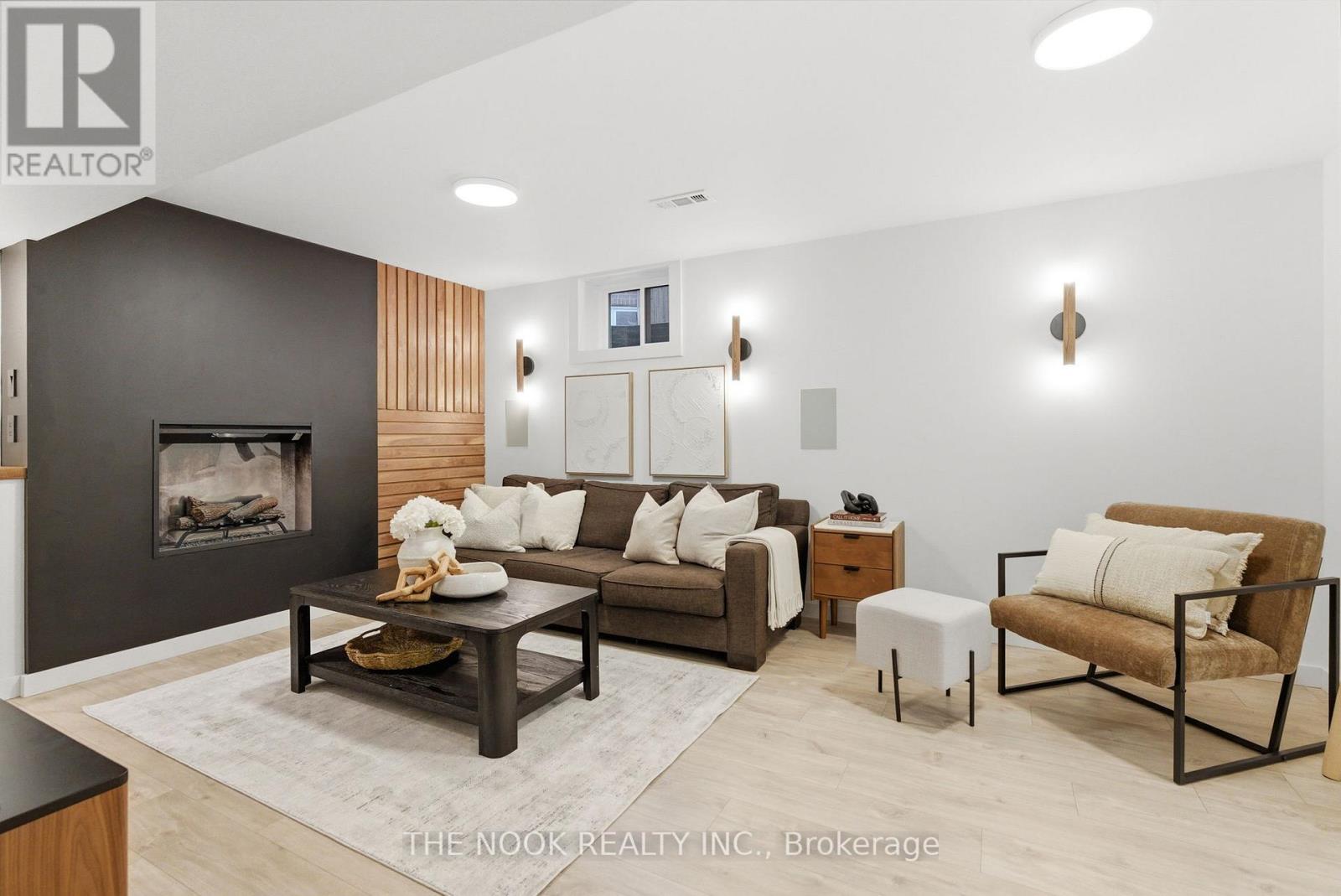 11 Lynn Crescent, Brock, Ontario L0E 1E0 - Photo 33 - N12963428