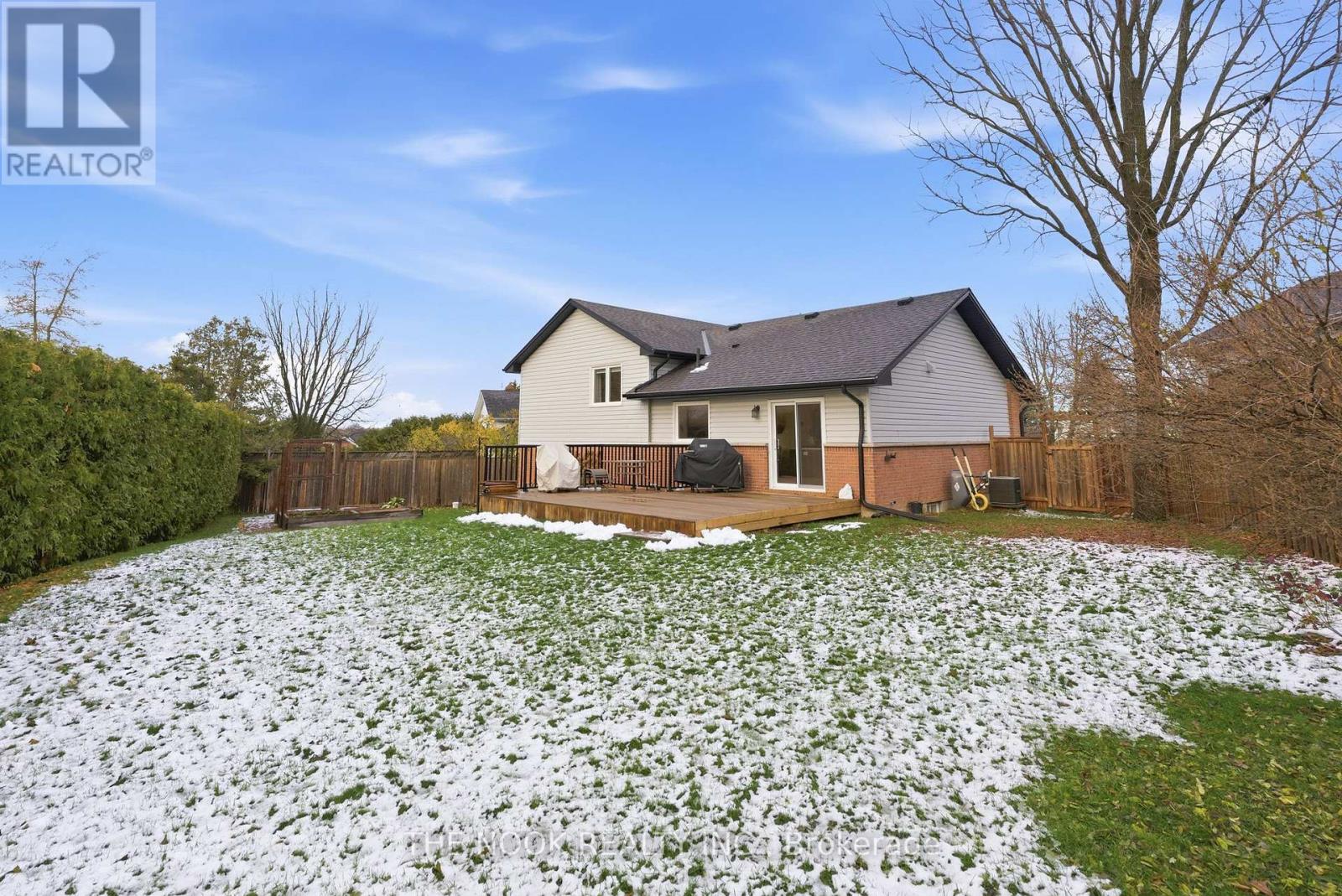 11 Lynn Crescent, Brock, Ontario L0E 1E0 - Photo 43 - N12963428