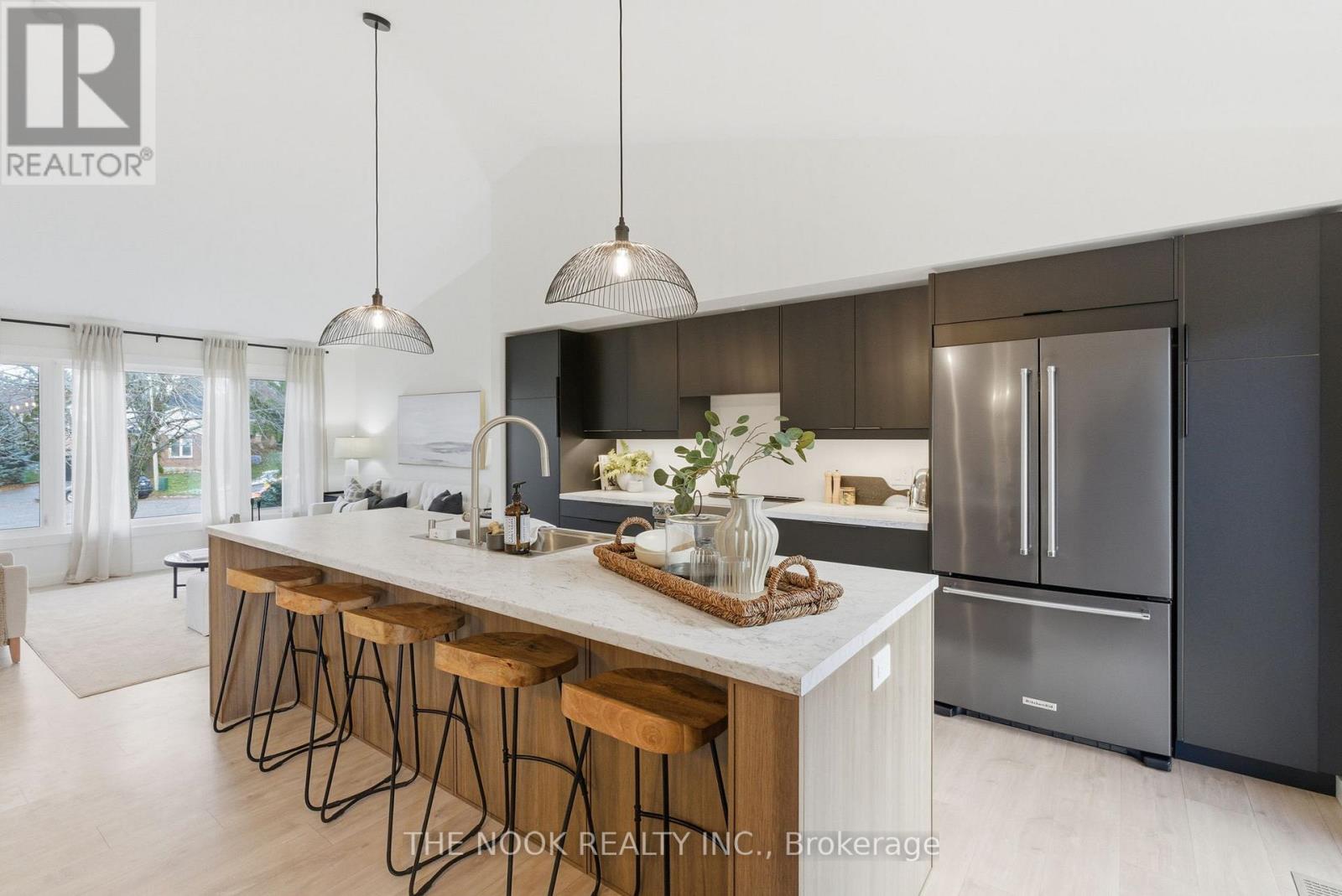 11 Lynn Crescent, Brock, Ontario L0E 1E0 - Photo 9 - N12963428