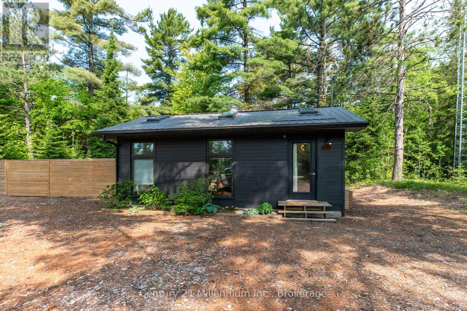 204 Ogimah Road, Native Leased Lands, Ontario  N0H 2T0 - Photo 30 - X12951942