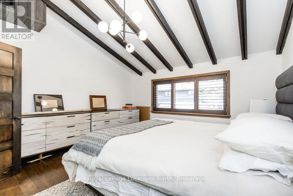 138 St Moritz Crescent, Blue Mountains, Ontario  L9Y 0S6 - Photo 32 - X12963722