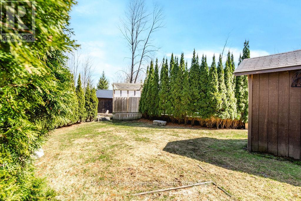 138 St Moritz Crescent, Blue Mountains, Ontario  L9Y 0S6 - Photo 42 - X12963722
