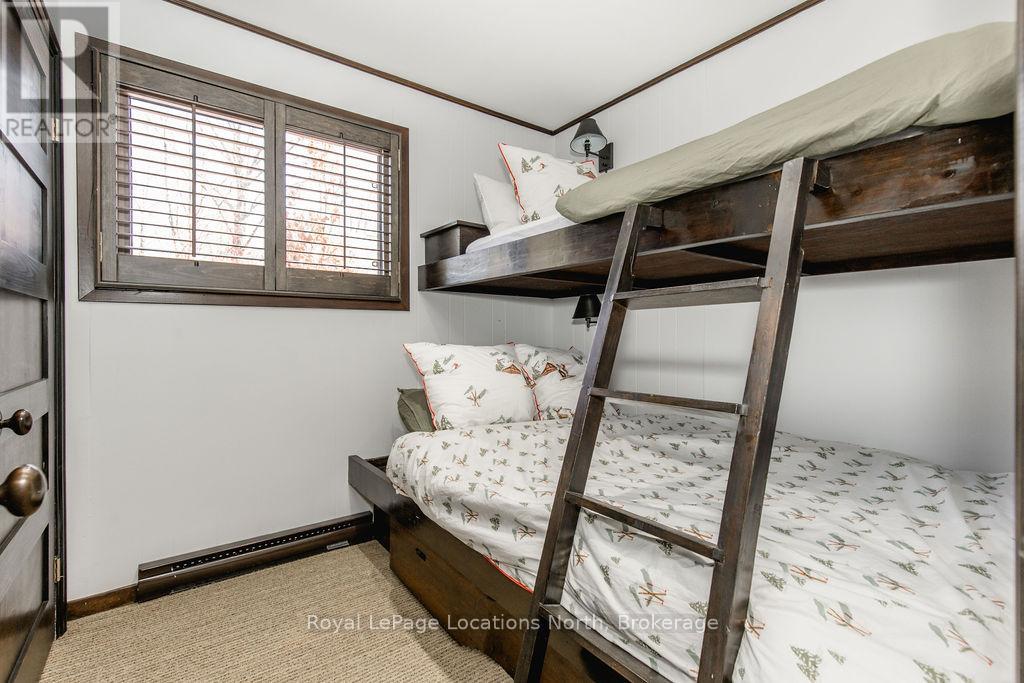 138 St Moritz Crescent, Blue Mountains, Ontario  L9Y 0S6 - Photo 7 - X12963722