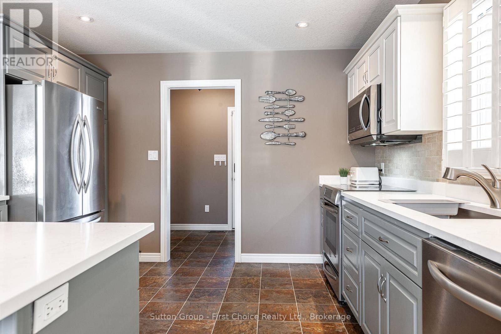 74 Rutherford Drive, Stratford, Ontario  N5A 0A6 - Photo 15 - X12963944