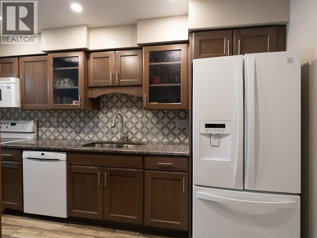 1500 Venetian Boulevard Unit# W44, Point Edward photo 7