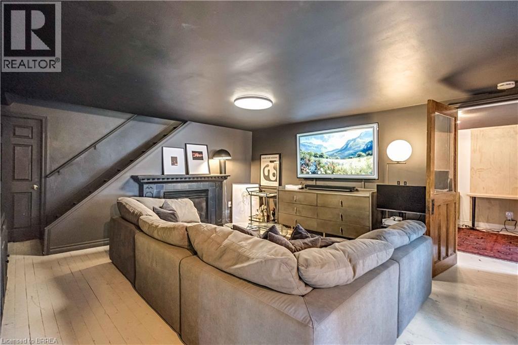 57 Main Street, Paris, Ontario  N3L 1E5 - Photo 23 - 40816395