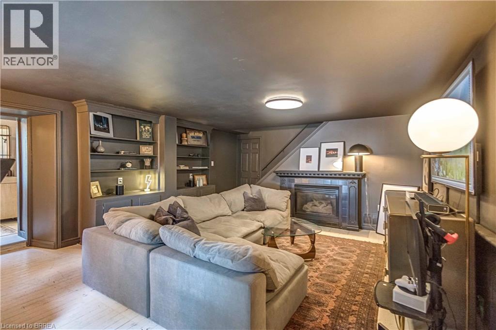 57 Main Street, Paris, Ontario  N3L 1E5 - Photo 24 - 40816395