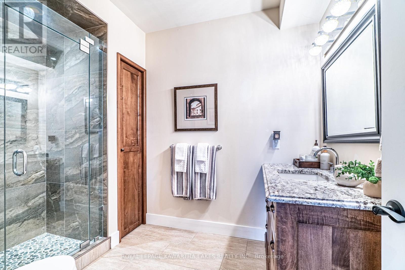 56 Falls Bay Road, Kawartha Lakes, Ontario  K0M 1A0 - Photo 24 - X12963504