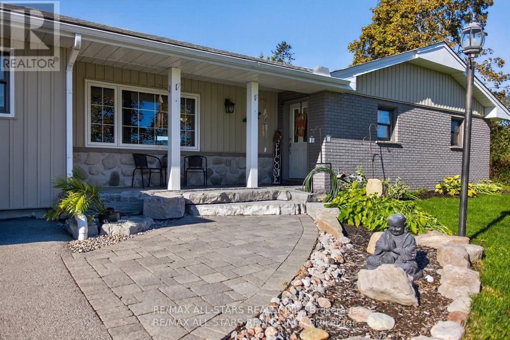 291 Angeline Street N, Kawartha Lakes, Ontario K9V 0H2 - Photo 2 - X12963582