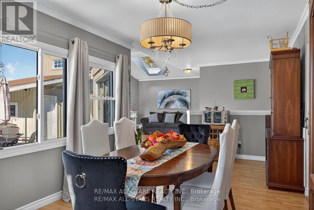 291 Angeline Street N, Kawartha Lakes, Ontario K9V 0H2 - Photo 9 - X12963582