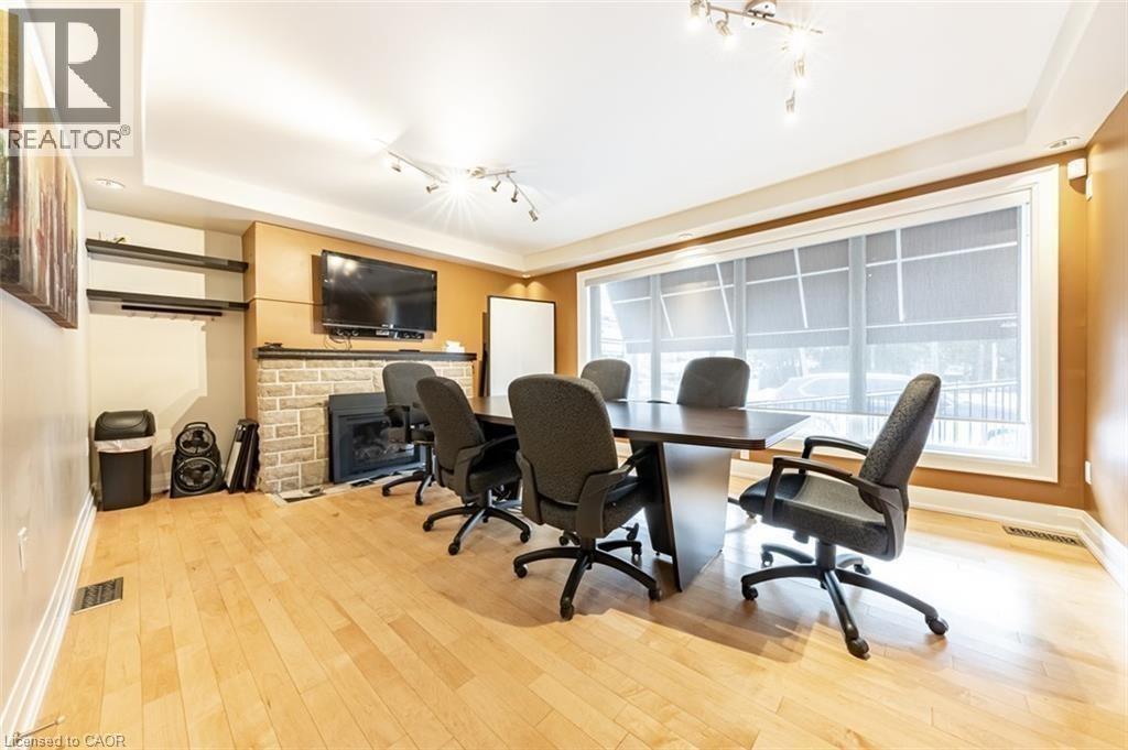 60 King Street Unit# 5, Hamilton, Ontario  L8G 1H6 - Photo 3 - 40798206