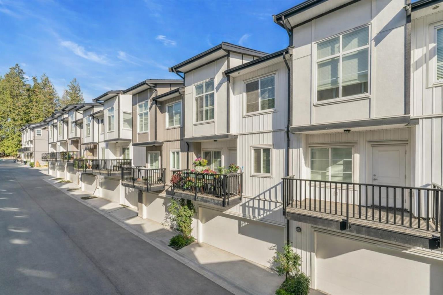 22 5867 129 STREET, Surrey, British Columbia