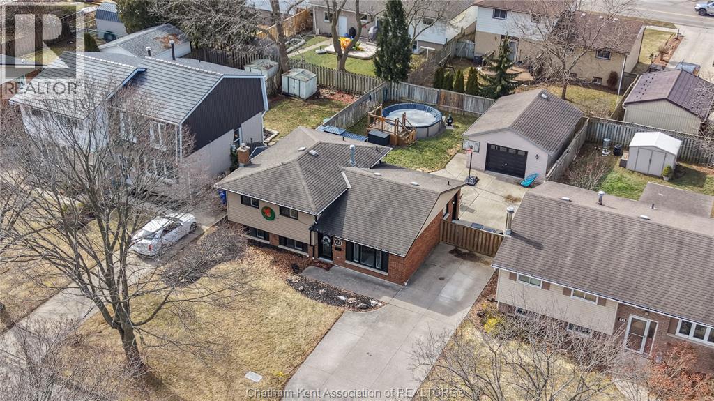 MLS# 26007085: 44 ROSSINI CRESCENT, Chatham, Canada