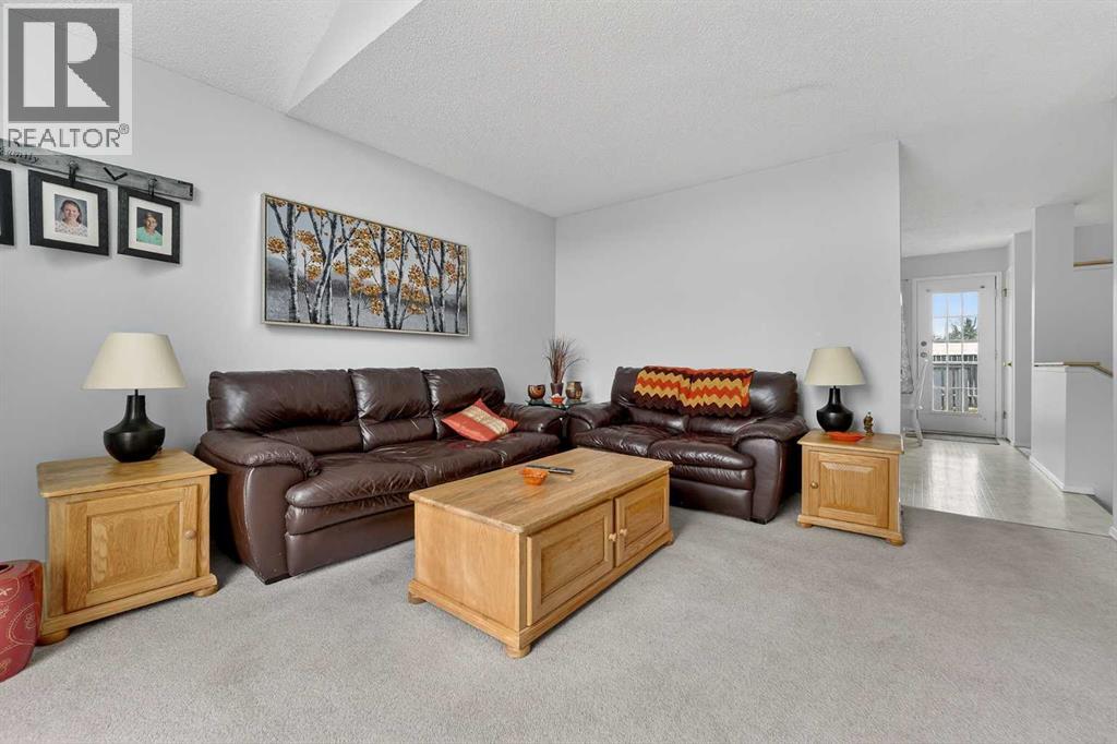 38 Harvard Crescent W, Lethbridge, Alberta  T1K 6R4 - Photo 7 - A2296997