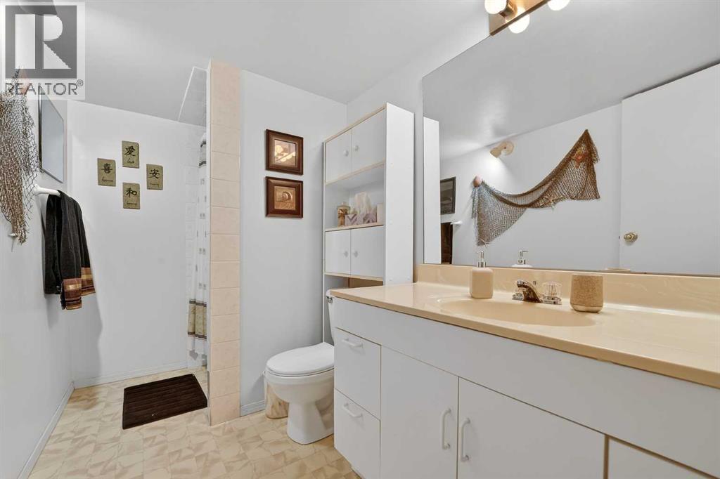 38 Harvard Crescent W, Lethbridge, Alberta  T1K 6R4 - Photo 21 - A2296997