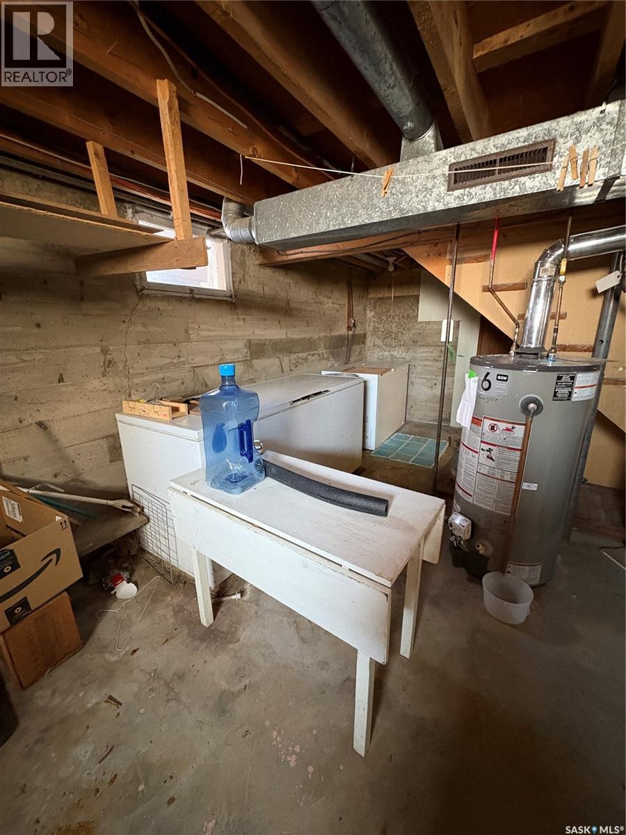 215 2nd Avenue W, Kelvington, Saskatchewan  S0A 1W0 - Photo 26 - SK032179