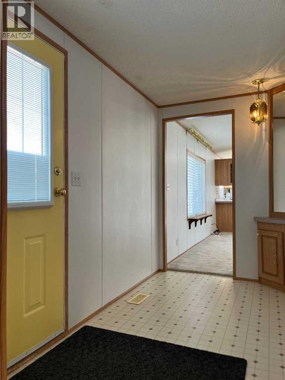 230 4 Street, Stirling, Alberta  T0K 2E0 - Photo 3 - A2297860