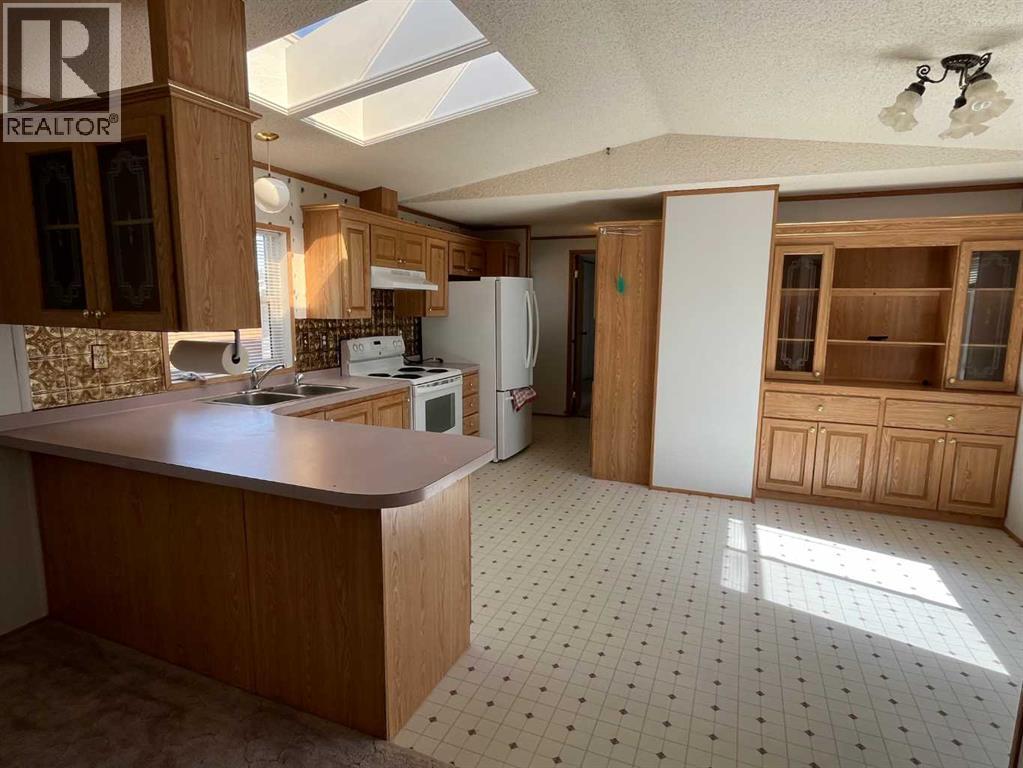 230 4 Street, Stirling, Alberta  T0K 2E0 - Photo 7 - A2297860